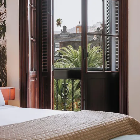 Masanet Emblematic - Adults Only