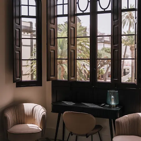 Masanet Emblematic - Adults Only